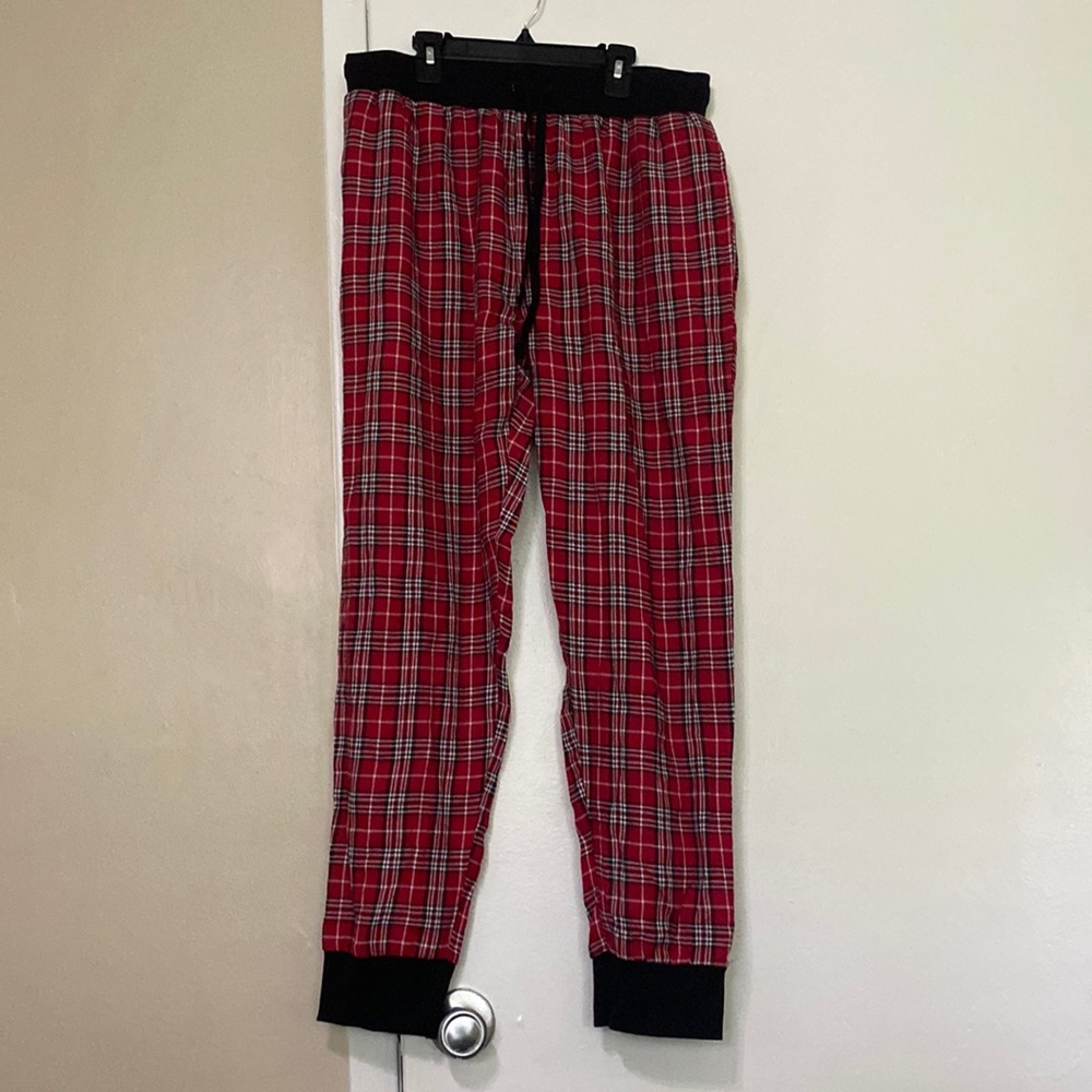 Saddlebred “Plaid Print” Pajama Joggers Red/Black Size M
